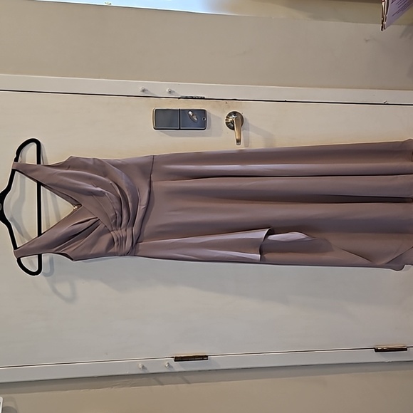 David's Bridal Tank Georgette Cascade Bridesmaid Dress w/ Slit Portobello 4 NWT - Picture 4 of 8